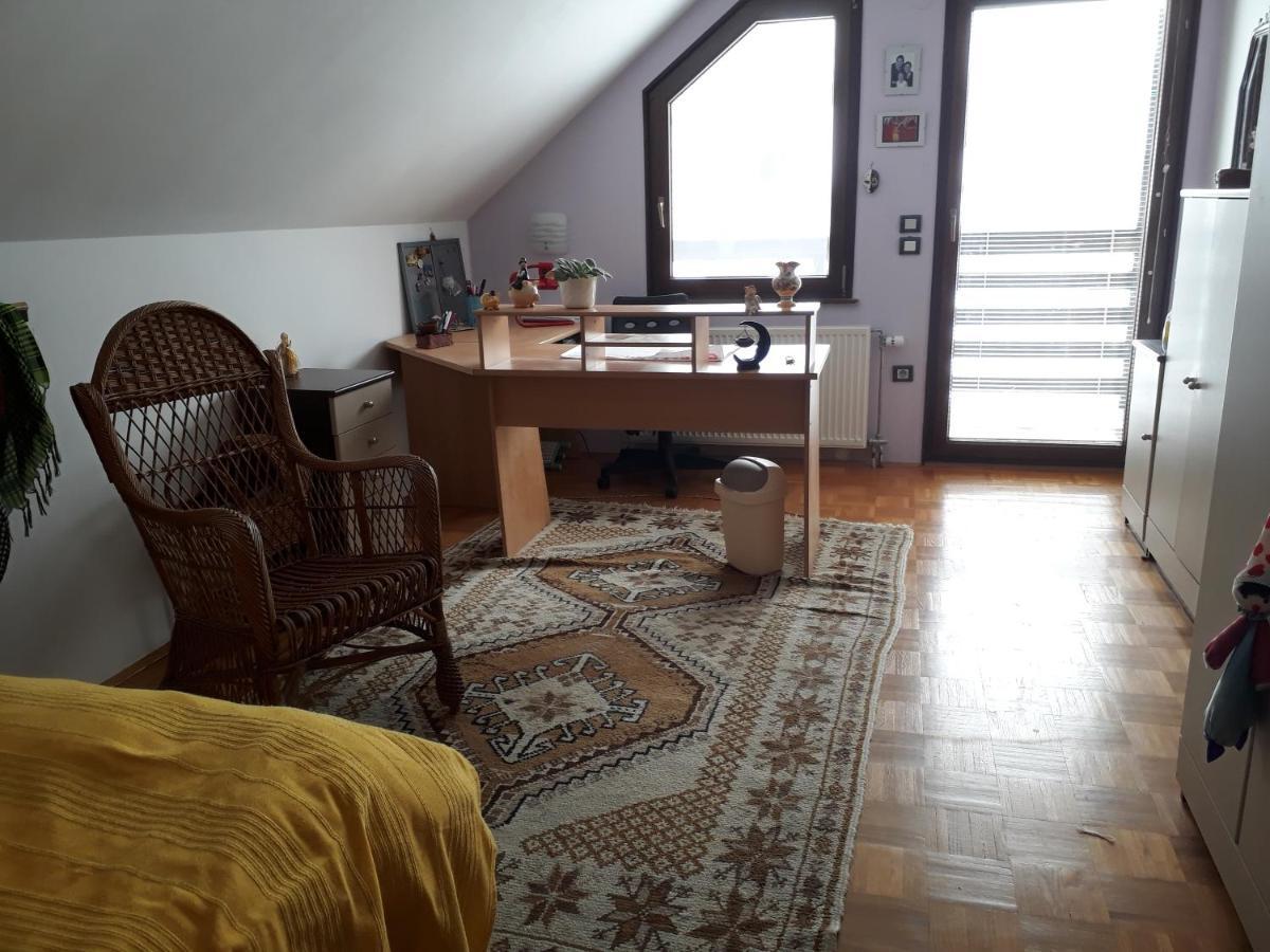 B&B Cerne Polhov Gradec Екстериор снимка